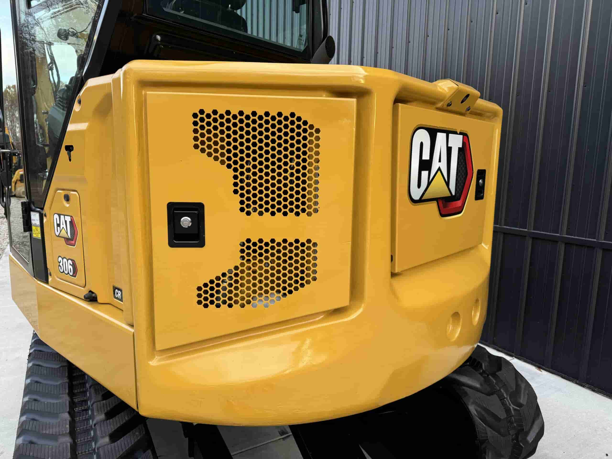 2021 CAT 306 CR
